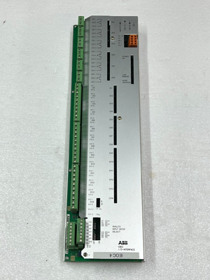 Módulo de interfaz de E/S IOEC ABB UFC719AE101 3BHB003041R0101 original, nuevo.